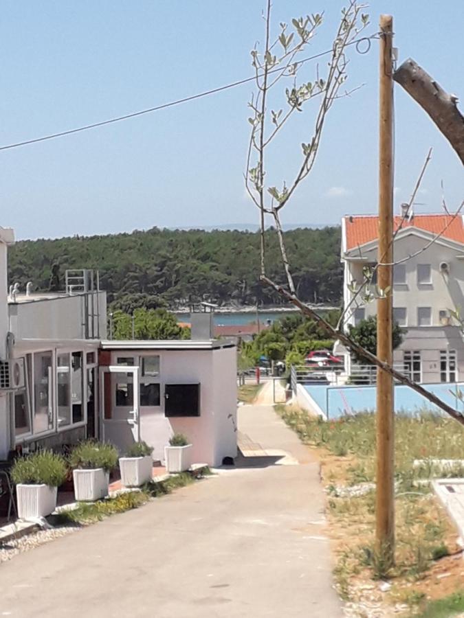Apartment D&E Punat - Free Parking And Wi-Fi 외부 사진