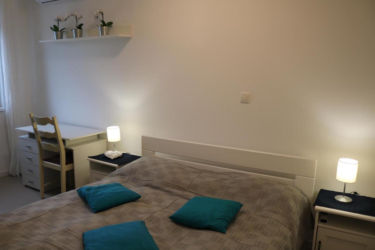 Apartment D&E Punat - Free Parking And Wi-Fi 외부 사진
